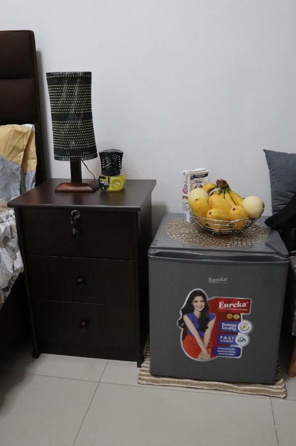 Pinecrest Condominium Robinson Magnolia * Manila
